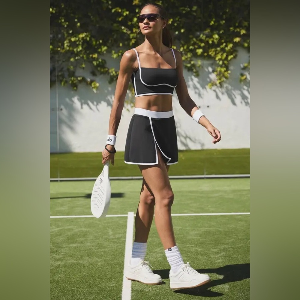 Streamlined skirt